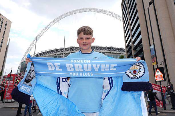 【足总杯】刘易斯格瓦迪奥尔破门！曼城2比0闯入决赛