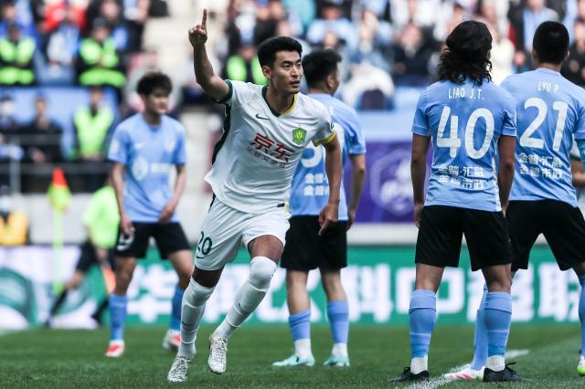 【中超】王子铭法比奥头球张玉宁失点 英博0比2国安