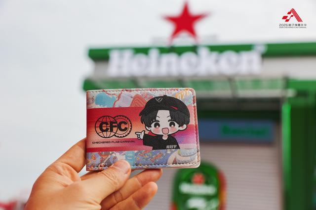 互动-从《飞驰人生》到飞驰人生：2026格子旗嘉年华启幕 经典F1战车亮相西岸